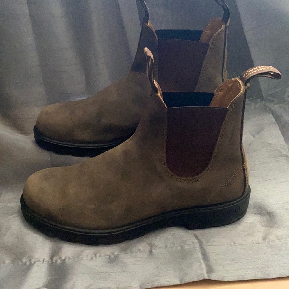 Blundstones size 10 (woman sizing)